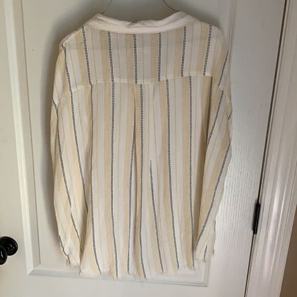 Blu Heaven striped button down shirt - Picture 5 of 6